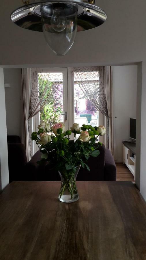 Luxe 4-Persoons Vakantiewoning Aan Zee 주테란데 외부 사진