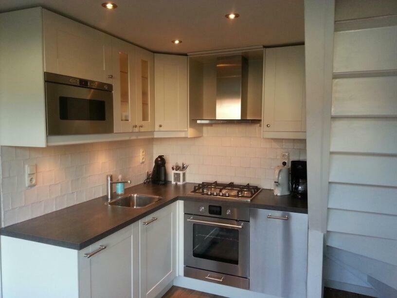 Luxe 4-Persoons Vakantiewoning Aan Zee 주테란데 외부 사진