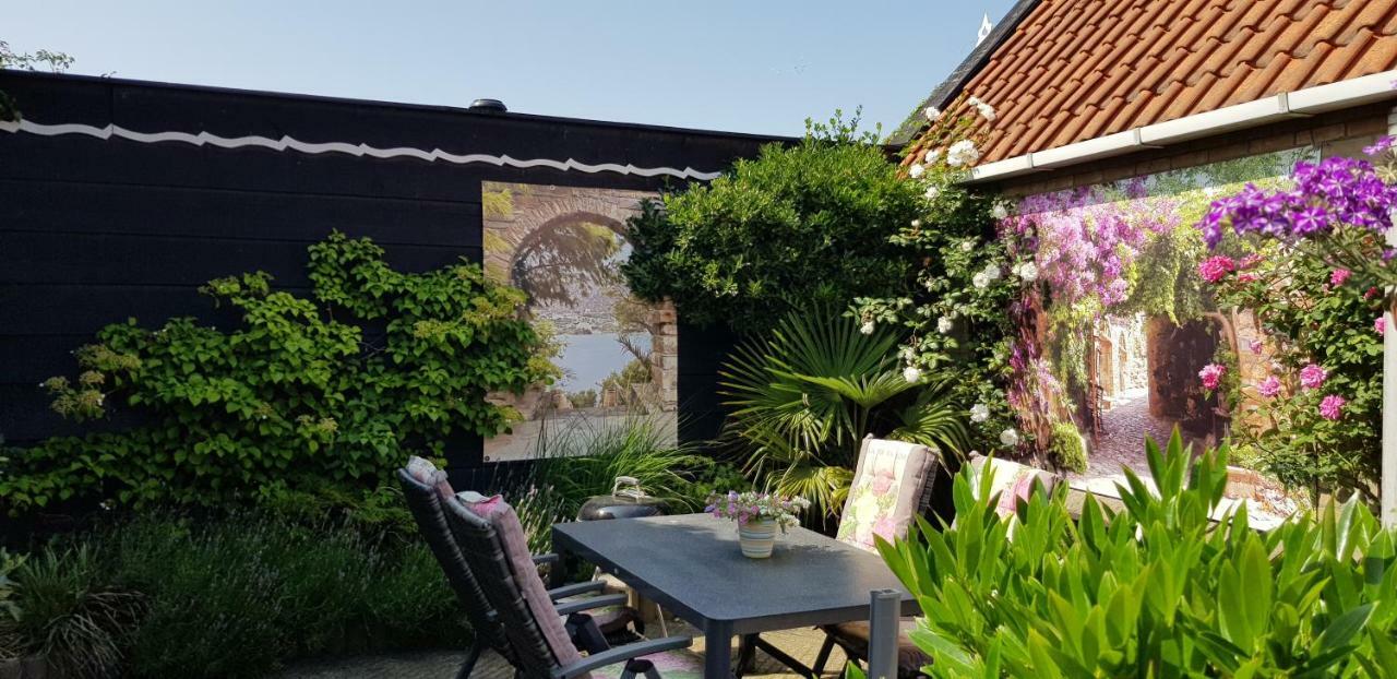 Luxe 4-Persoons Vakantiewoning Aan Zee 주테란데 외부 사진